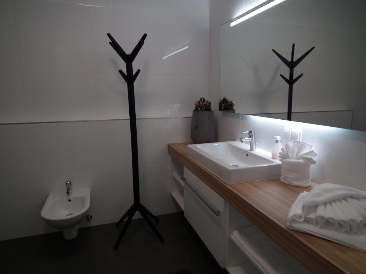 Nassfeld Apartments - "Traditionell Anders" ゾンネンアルペ・ナスフェルト 部屋 写真